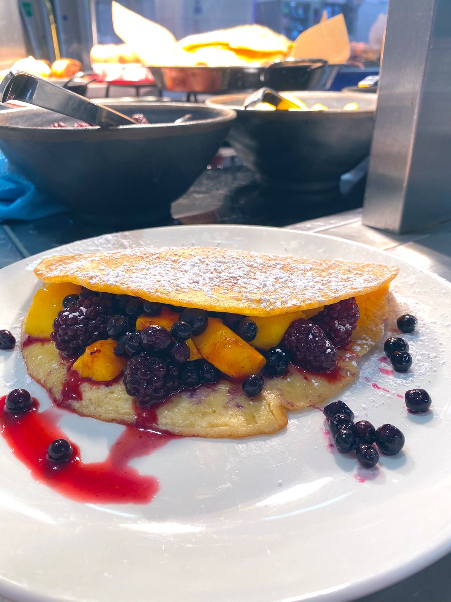 Chefjensen21's tweet photo. Baked Banana and fruit compote pancakes for breakfast on a snowy morning @doyle_rdoyle https://t.co/PIcKQKmUFn