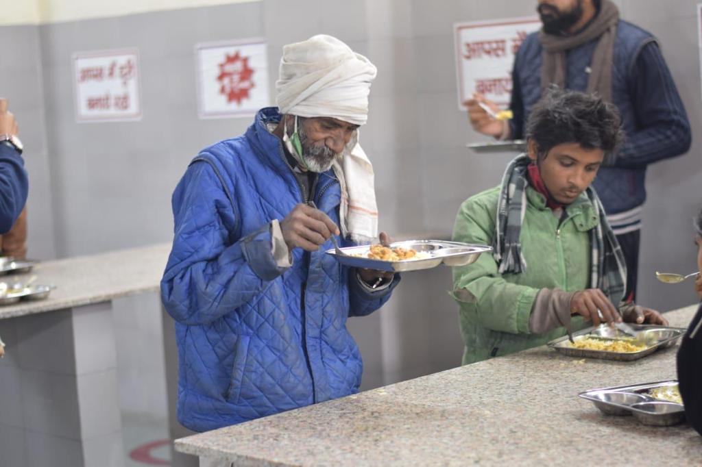 digital__hitesh's tweet image. #GambhirFightsHunger  WOW