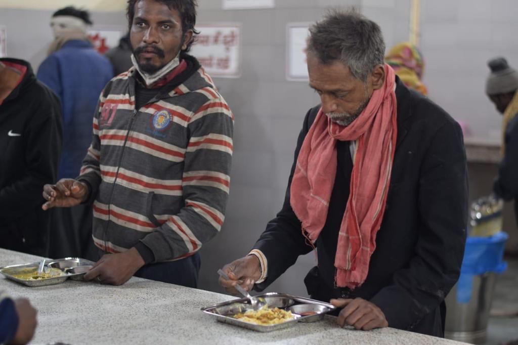 digital__hitesh's tweet image. #GambhirFightsHunger  WOW