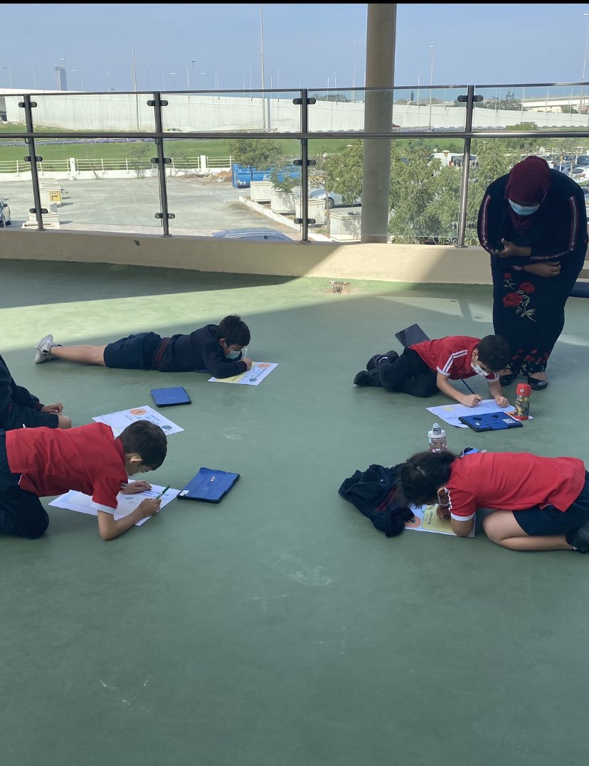 HafsaAbdo7's tweet photo. @MufidaSaid @gems_daa @DAAElementary ما أحلاهم!😍😍 كانوا مستمتعين جدًا بالنشاط.. بوركت الجهود مس مفيدة🌹 https://t.co/UGIUD5l6IC