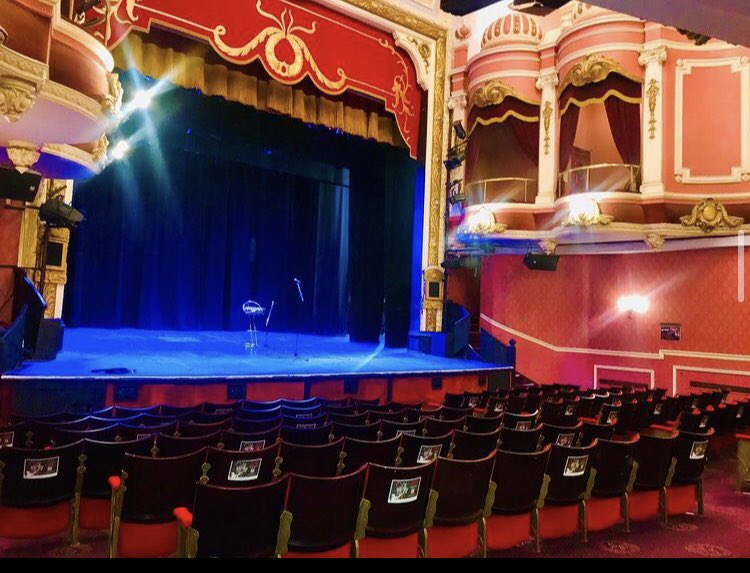 racheltcomps's tweet image. One day I will be back here 🎭💖 #savethearts #creativelearning #misstheatre #producing #youngpeople #theatre