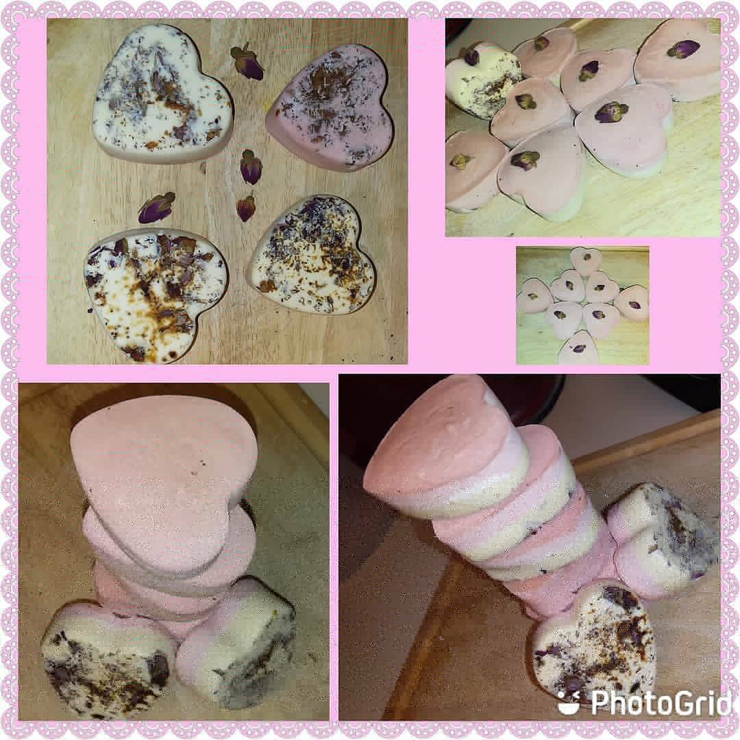 HealthEGlow1's tweet photo. Valentines Day Heart Shape Soaps. Inbox me for orders and details today. All bars are $7. #naturalskincare #valentinesdaysoap #ValentinesDay #skincare #rosesoap #chocolatesoap #mensoapbar #naturalsoap #glowingskin #handmadewithlove #skincare #jacksonvillesoaper https://t.co/YV83qCKTrz