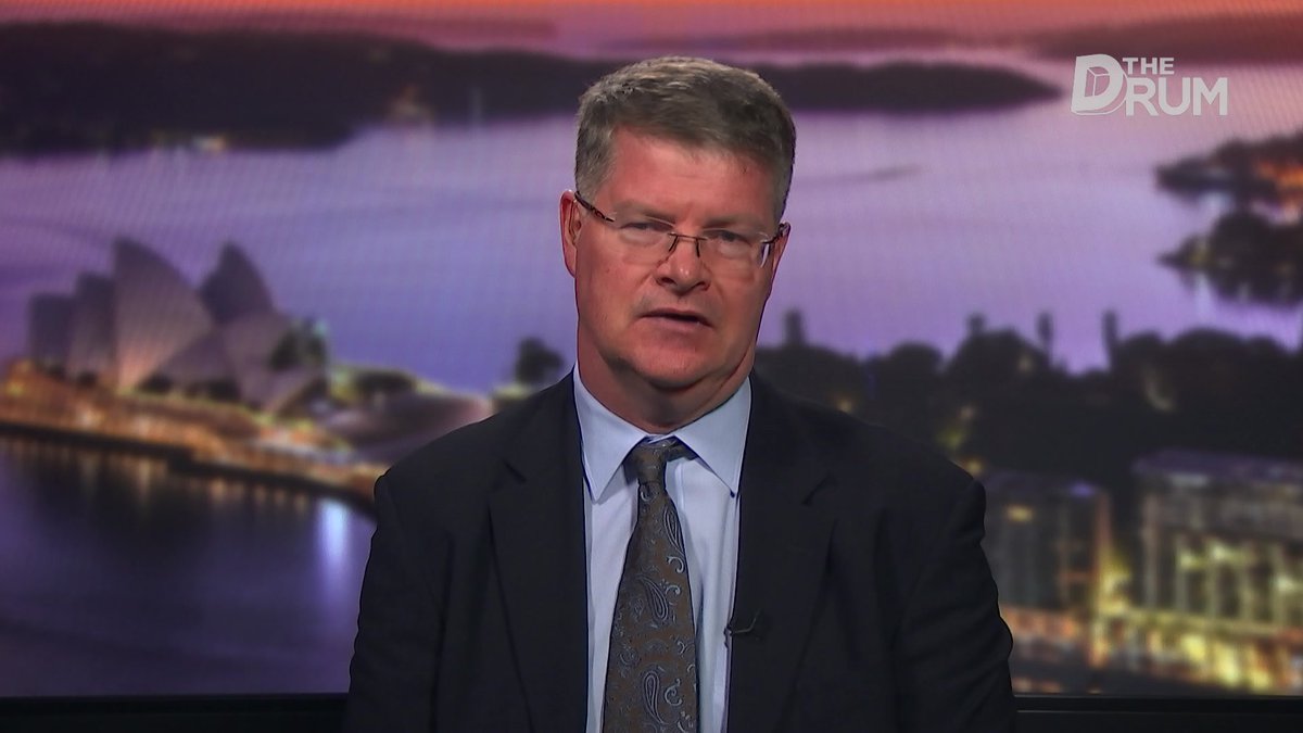 THREAD: ANZ says they'll stop funding the Port of Newcastle, the largest coal export port in the world."Certainly we've heard, our major customers, all of the major companies in the world are embracing the Paris Agreement. Coal is dead man walking". -  @TimBuckleyIEEFA (1/3)