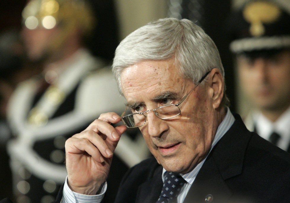 Ettore_Rosato's tweet photo. Ci ha lasciati #FrancoMarini, già presidente del Senato, ministro del Lavoro, ex segretario generale CISL e PPI. Uomo che credeva nella democrazia e giustizia.Politico di razza, cordiale, punto di riferimento,modello. Condoglianze alla sua famiglia a nome di tutta @ItaliaViva https://t.co/WdWxEVimkz