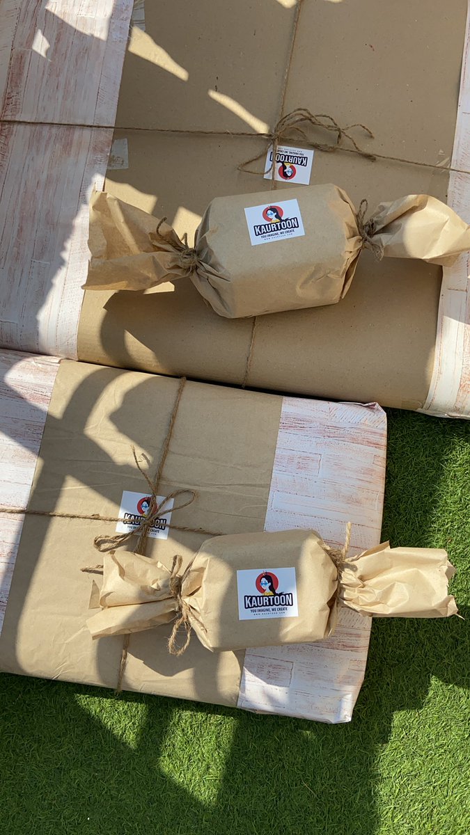 imkaurtoon's tweet image. #ValentinesDaygifts #readytodispatch #kaurtoon #giftstore #personalusedgifts #thankyou for making #kaurtoon #famous 🙏🏻💐