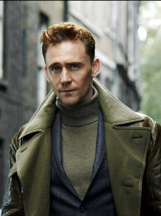 I can\t believe that this man turns 40 today, but when you are Tom Hiddleston it\s not a problem, happy birthday   