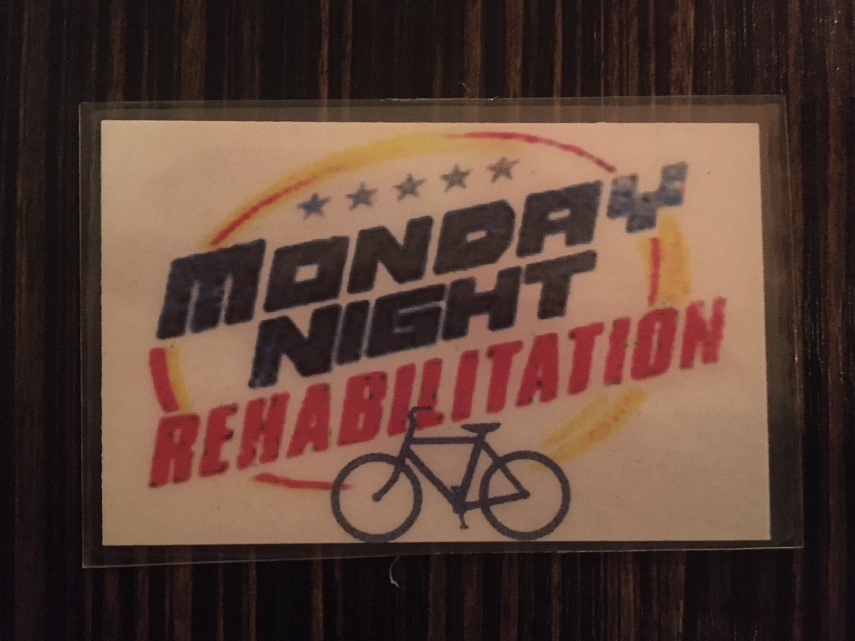 eddiethelazor's tweet photo. A decade ago you would find me at MNR nearly every Monday night. Thanx @BackwardsCircus for leading all those rides many moons ago. #midnightridazz #BikeSFV https://t.co/fNYpib12Wv