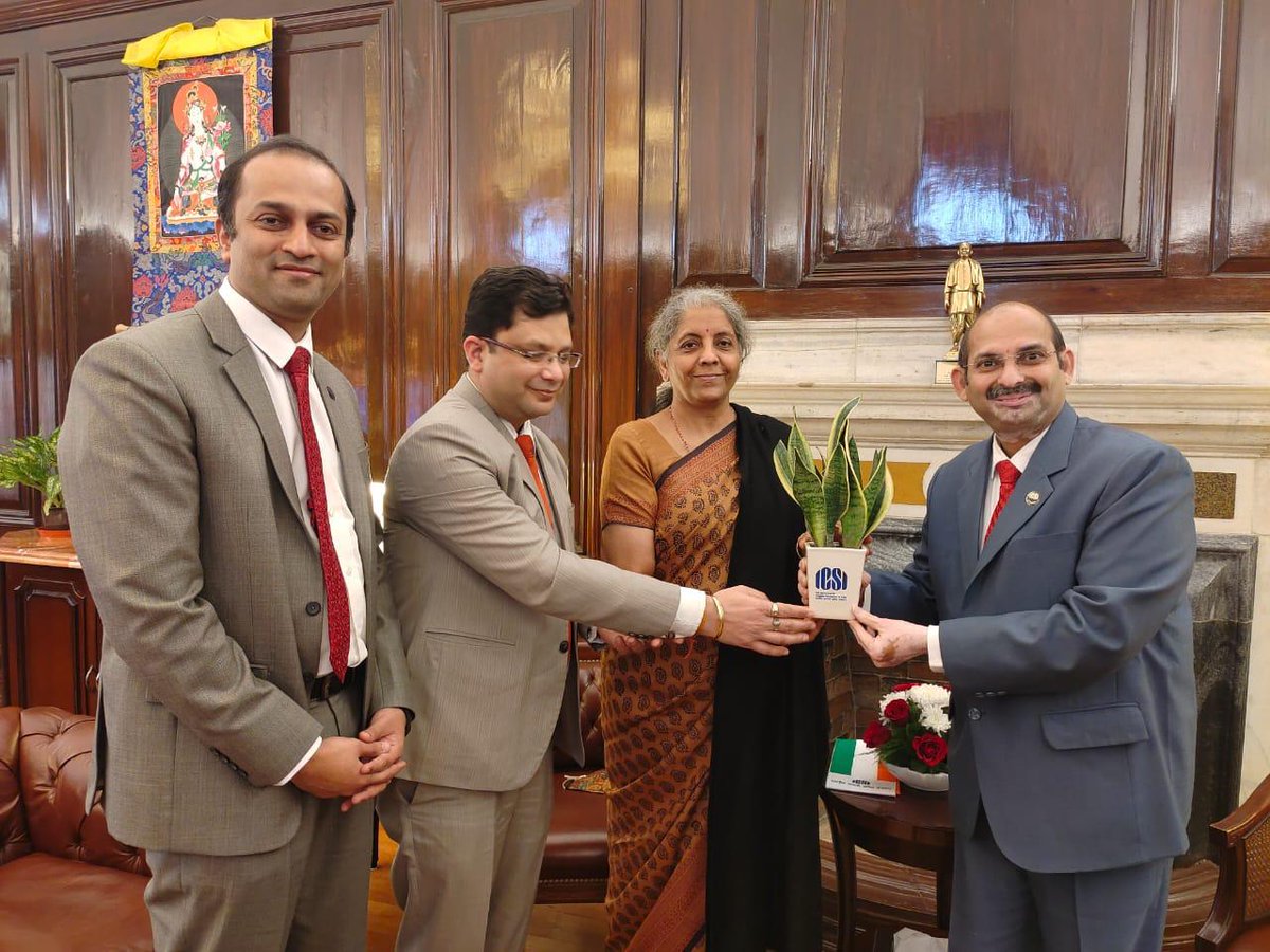 icsi_cs's tweet photo. CS Nagendra D. Rao, President, #ICSI met Smt. Nirmala Sitharaman, Hon'ble Union Minister of Finance and Corporate Affairs to discuss the role of #CS Professionals in creating 
#AtmanirbharBharat https://t.co/vCHce7EX36