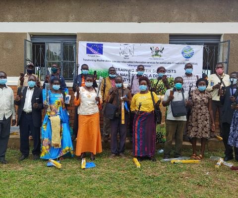 twigah2020's tweet photo. NEW BLOG ALERT🚨🚨🚨

Title: 
Report on Citizen Scientist Training in Nakasongola District, Kalungi and Lwabwata Sub-counties

Written by our partners @MakerereU 

Link: https://t.co/d6HceaXEqS https://t.co/gTqkrlcHcx