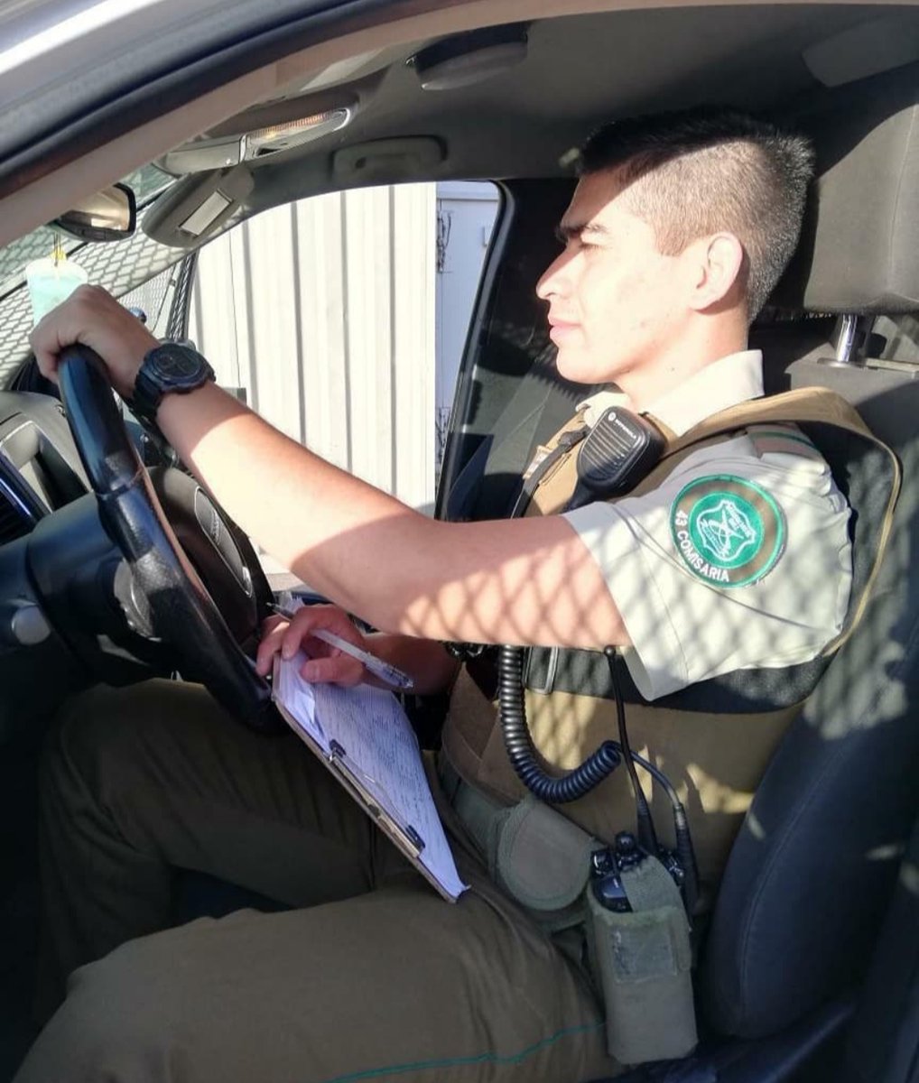 mmyers08994900's tweet photo. #uniformados #uniformadossexys #uniformadoshot #carabineroshot #men #hombres #hombresguapos #gendarmeriahot #heteroengañado #guapos #uniform #soldadosguapos #pdiguapos #sexyguys #sexyuniform #gendarmesguapos #MachosHeteros #marinoshot https://t.co/UhHLdklrYY