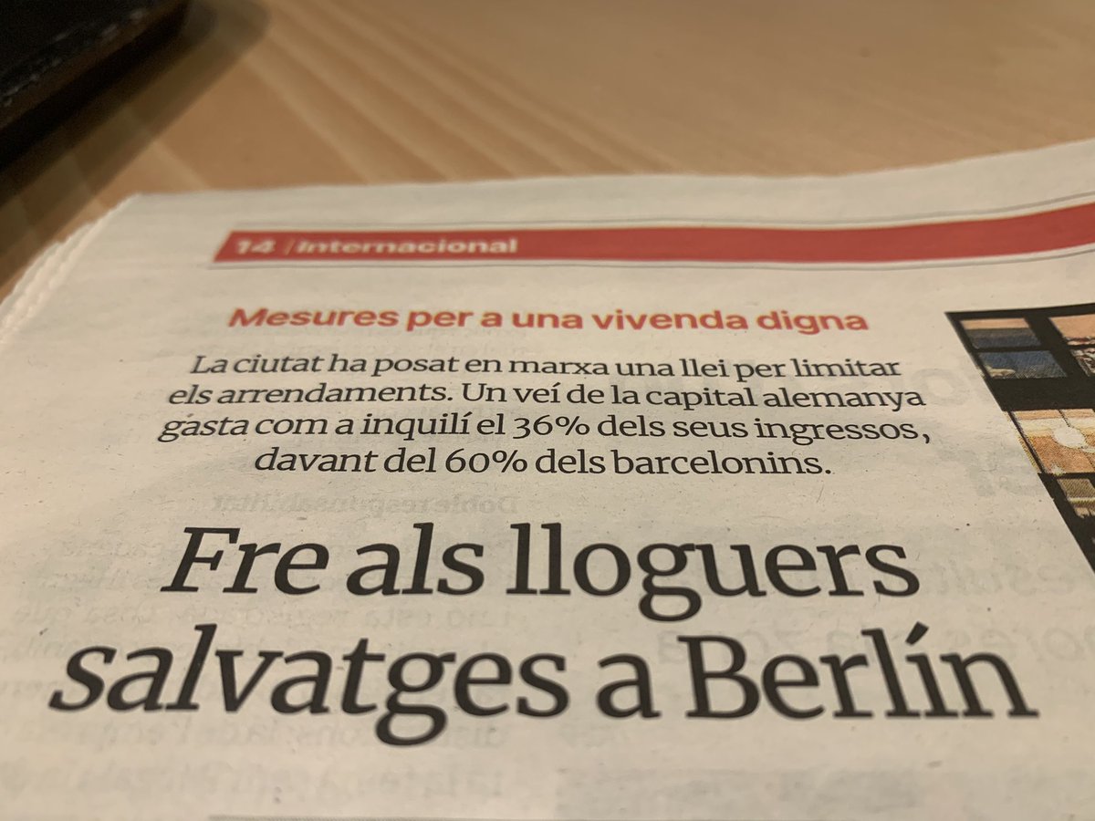 fbonet2's tweet photo. El Berlin socialista versus la Barcelona dels Comuns. https://t.co/3RVWbTGewd