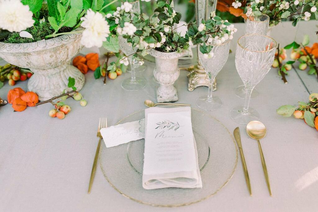 studiodefleurs1's tweet photo. An unique venue with delicate and soft colors that blend perfectly with the decoration that we have created

Gorgeous Photography by @bloomfield_wedding_photography 

Planning, Styling &amp; design 
@wedding_donna
Floral design and Decor @studiode_fleurs 
Table ware @studiode_fl… https://t.co/Q29Z6qAfNg