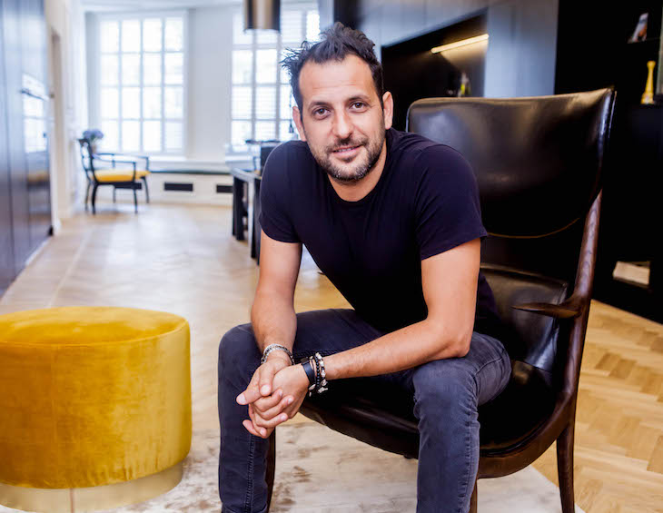 HotelDesigns's tweet photo. 5 minutes with: Interior designer Saar Zafrir who is on a mission to 'boutique-ify’ large corporate hotels…

https://t.co/8HCgKXe9JX

#hoteldesign #interiordesign #interview #design https://t.co/MbZowxDJTQ