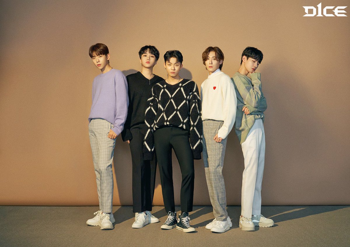 D1CE_id's tweet photo. [OFFICIAL] 090221
D1CE merilis foto group untuk 2nd Digital single : [You're My Destiny] 

10.02.2021, 18:00 KST

#D1CE #디원스 #You_re_My_Destiny #조용근 #JoYonggeun #정유준 #JungYoojun #김현수 #KimHyunsoo #박우담 #ParkWoodam #우진영 #WooJinyoung https://t.co/YHTaeprcKt
