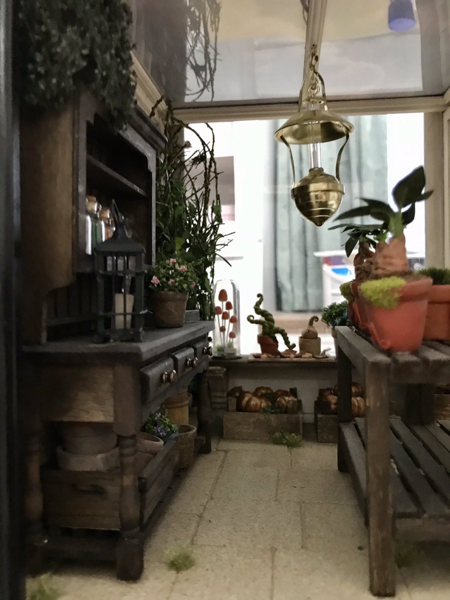 Just a few more pics of some of the new Harry Potter rooms done on the Magical Miniatures collection #JKRowling #emmawatson #WarnerBros #lumos #HarryPotter #HogwartsMystery #siriusblack #snape #DanielRadcliffe <a href="/EmWatsonUpdates/">🎄❄️E͟m͟m͟a W͟a͟t͟s͟o͟n͟ U͟p͟d͟a͟t͟e͟s͟❄️🎄</a> <a href="/wbtourlondon/">Warner Bros. Studio Tour London</a> <a href="/WBHomeEnt/">Warner Bros. Entertainment</a> <a href="/hogwartsradio/">Hogwarts Radio</a>