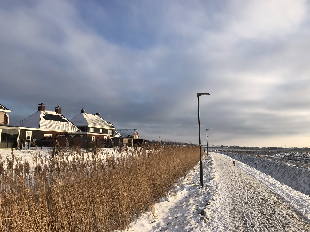 bertvroegop's tweet photo. Heerlijk, die zon in #Goes ! Omgeving #Stelleweg #Mannee
#Winterwonderland https://t.co/0kN2fAZCXa