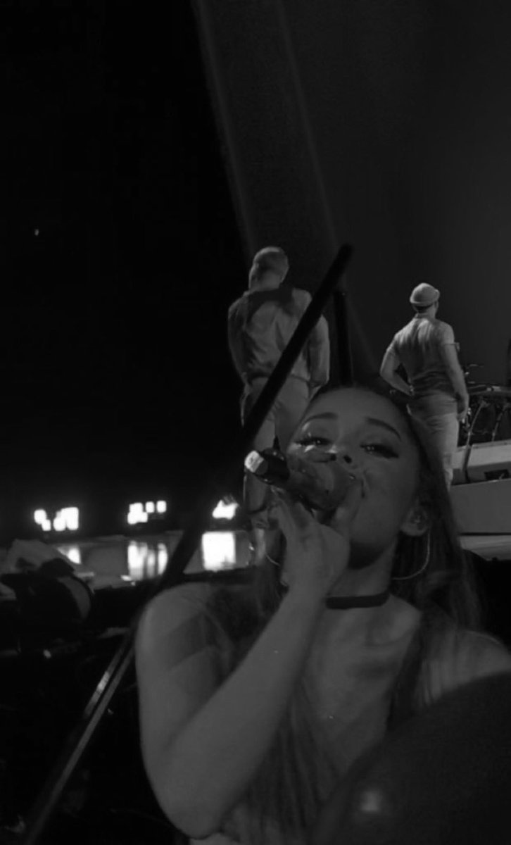 onlymainthing's tweet image. .˚ ᵎ┊͙♡❀ ariana &amp;amp; me ❀♡┊͙ᵎ ˚.