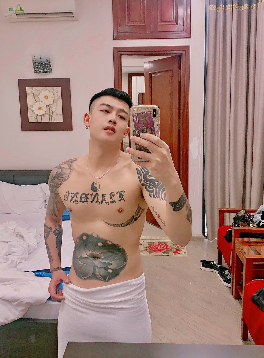 NhatKim13's tweet photo. Em Ơi Gió Mùa về 🤔🤔🤔🤔🤔 https://t.co/HKQ4Aa1NnU
