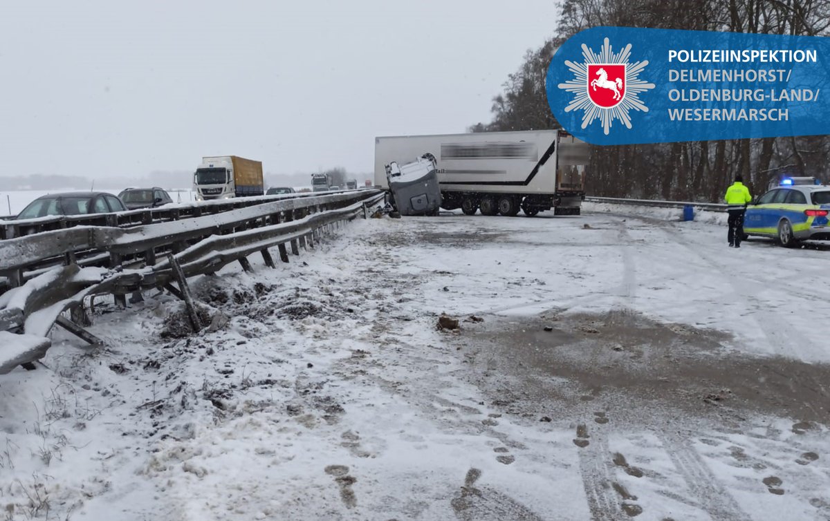 Polizei_DEL's tweet photo. #Vollsperrung der #A1 ab der Anschlussstelle #Vechta in Fahrtrichtung #Bremen.
Die Einsatzkräfte der #Polizei & #Feuerwehr räumen nach einem Glätteunfall im Bereich #Cappeln die Fahrbahn. Die Sperrung wird jedoch noch einige Zeit andauern.
👉 https://t.co/56zjSSC72J
*ll https://t.co/e16loaGXxc