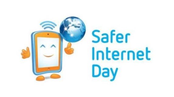 Did you know it's #SaferInternetDay?! This year is all about exploring reliability in the #online world...The #internet has an amazing range of information and opportunities, we need to make sure children are keeping safe whilst they explore👍🌍📱 #SID2021 #tuesdaymotivations