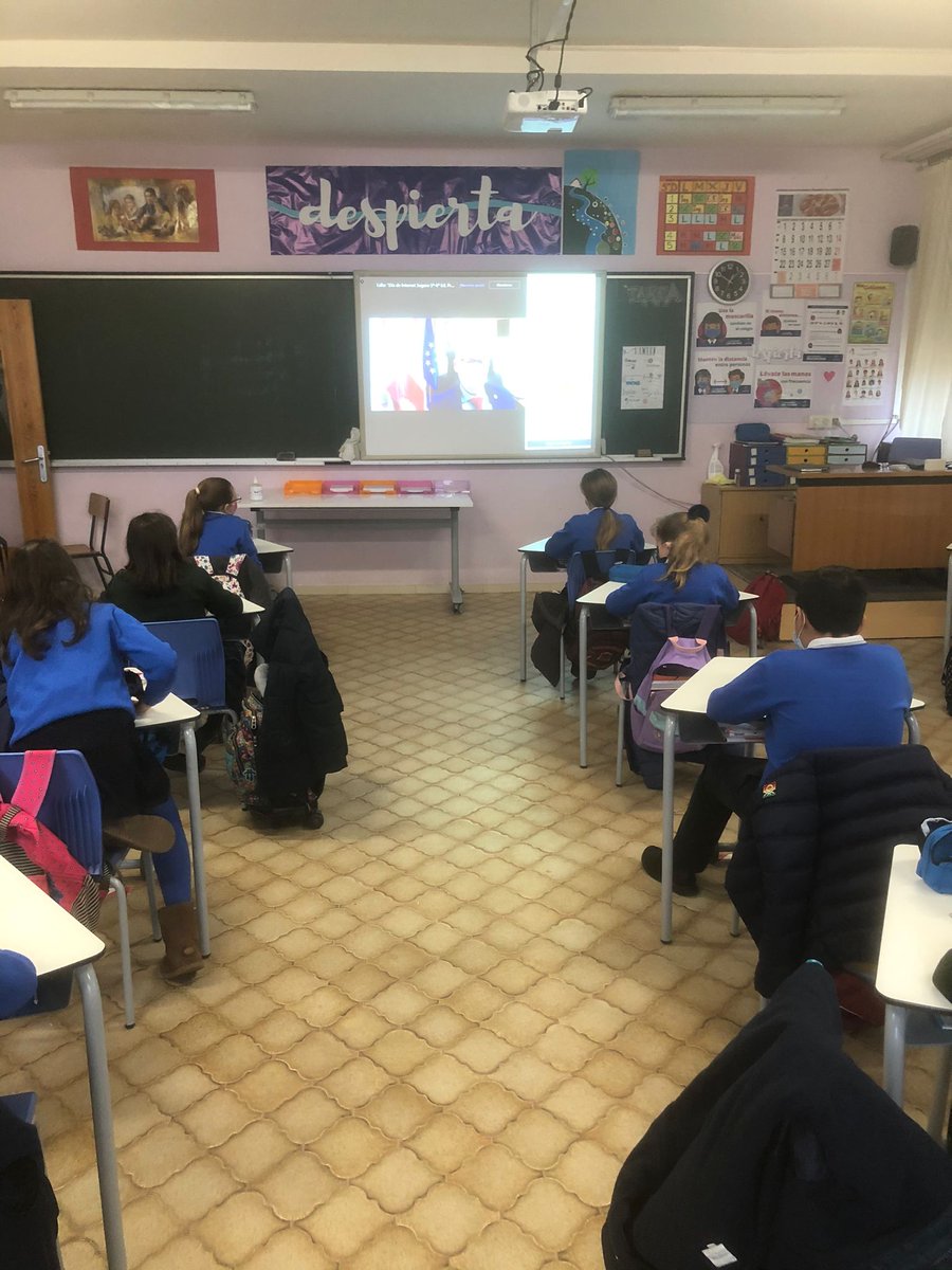 Marsa5pri's tweet photo. Participamos en el taller "Día de Internet Segura" #SIDCyL2021 desde #maristassalamanca @MSalCha y estamos aprendiendo mucho. https://t.co/8y04WeUCGN