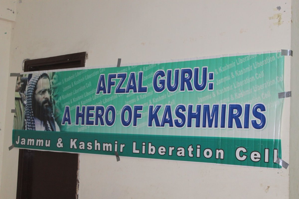 rajasajjad_raja's tweet photo. Martyrdom day  of Afzal Guru Shaheed Muzaffarabd @JKLCmzd @CellJammu @fidakiani @Rashidraza001 @najibgk @SohailNaz6 @AphcAjk https://t.co/FJOh1my7Ns