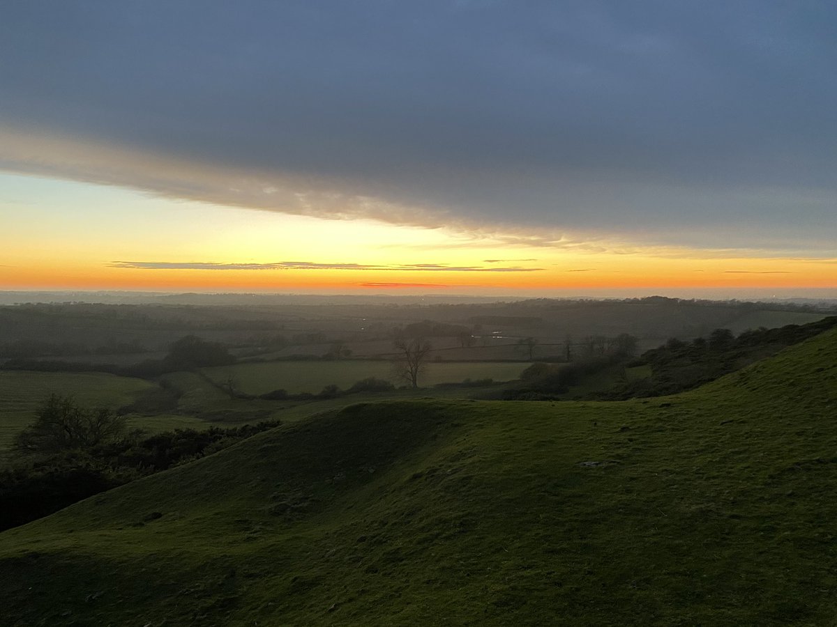 Burrough Hill tweet media