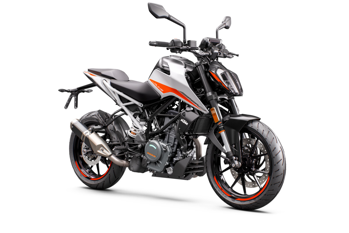 ktm_japan's tweet photo. KTM 390 DUKE
軽量かつコンパクトなフレームに押し込められたパワフルな390 DUKEの心臓部。
一瞬でそのパワーを解き放つかの如く感じる、その強烈な加速感はあなたをDUKEの虜にします。
#KTM #KTMJ #KTM390Duke #CornerRocket #新色 https://t.co/SxSIjUdjW6