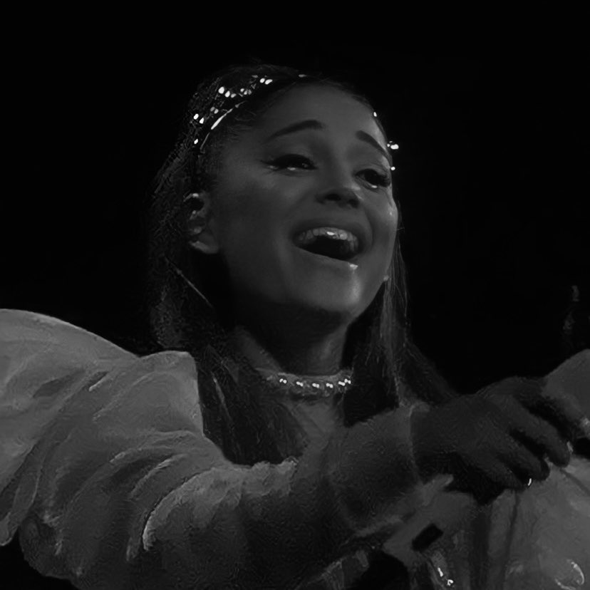 backtomille's tweet photo. ‧͙⁺˚*･༓☾ ariana and me ☽༓･*˚⁺‧͙ https://t.co/i9mhCMHZqC