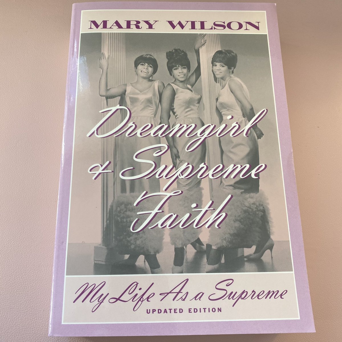 At one of the events we went to, she gave me a copy of her book ‘Dreamgirl of Supreme Faith: My life as a Supreme’ and she even signed it for me, wishing  @weeweegie and I congratulations on our engagement. (14/18)