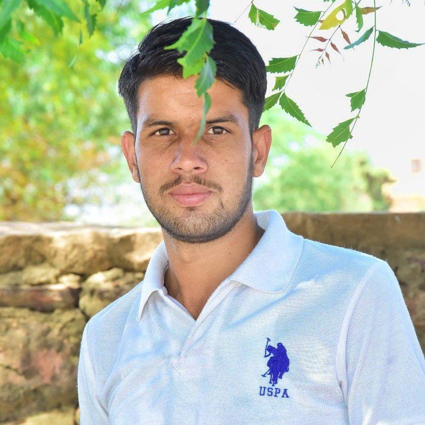 KapilSenwar's tweet photo. #NewProfilePic https://t.co/4whV7fthMd