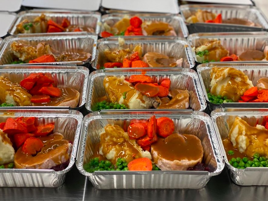 apuliacatering's tweet photo. Individual Breakfast, Lunch and Dinner @FortSaskRecDCC #Cityfortsask #catering #yegfood #shpkfood #SupportLocal #fortsaskcatering #Corporate #Wedding #FortSaskInformed #fortsaskrepresent #fortsaskfoodie #dowcentennialcentre #Catering #community #Wedding #CompanyLunch #bbq https://t.co/TAYL8iL9gg