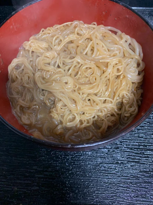 人類がやめられない大罪
とんこつ鍋の後のお汁吸わせシメそうめん
心の中のリンが
「ダメェー、それ(糖質と脂質の塊)を食べては… ケーン!」
と叫ぶ一品

だが 喰う!('◉◞౪◟◉) 