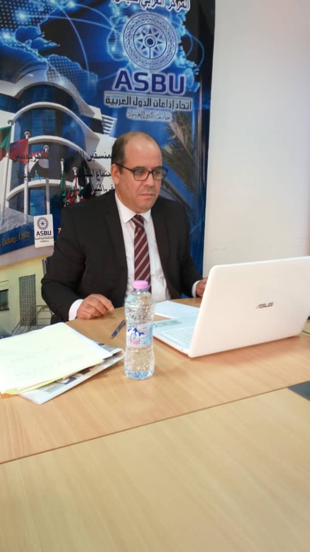 أنطلقت صباح اليوم عبر تقنية التحاور عن بعد Zoom اشغال اجتماع اتحاد إذاعات الدول العربية مع الاتحادات المهنية ( اليوروفزيون.الاسيافزيون.الافروفزيون.الكوبيام ) بمشاركة المركز العربي لتبادل الاخبار و البرامج بالجزائر ممثلا في مديره السيد محسن كريم سليماني
ار