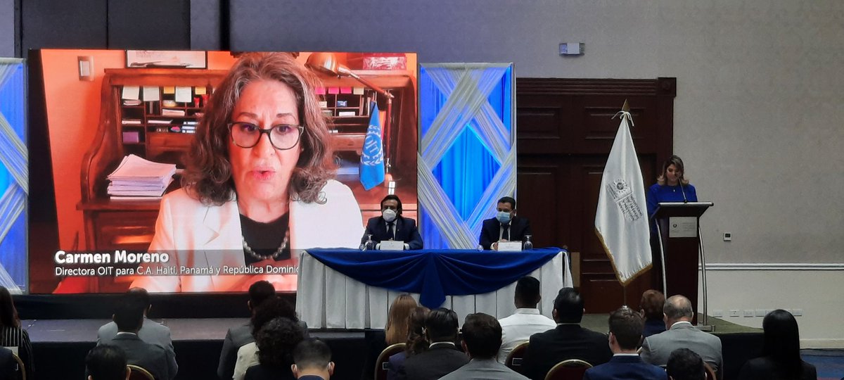 elsalvador's tweet image. #EnDesarrollo | El vicepresidente, @fulloa51, y el Ministerio de @TrabajoSV presentan el Sistema de Información de Mercado Laboral (#SIMEL) avalado por la @OITnoticias para fortalecer los sistemas estadísticos de empleos del país. Foto: #DiarioElSalvador