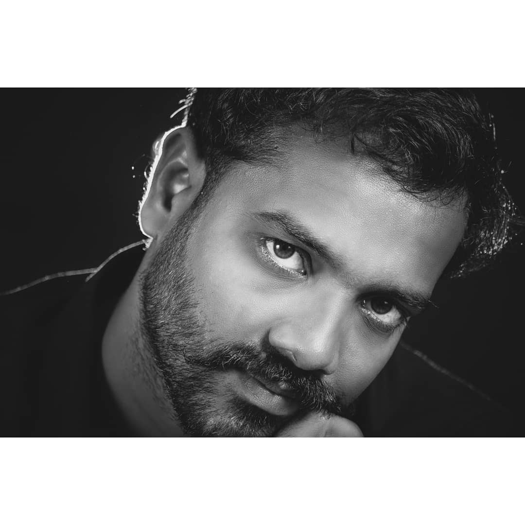ashamahi123's tweet photo. Love clicking people https://t.co/pBE8iTZMMG