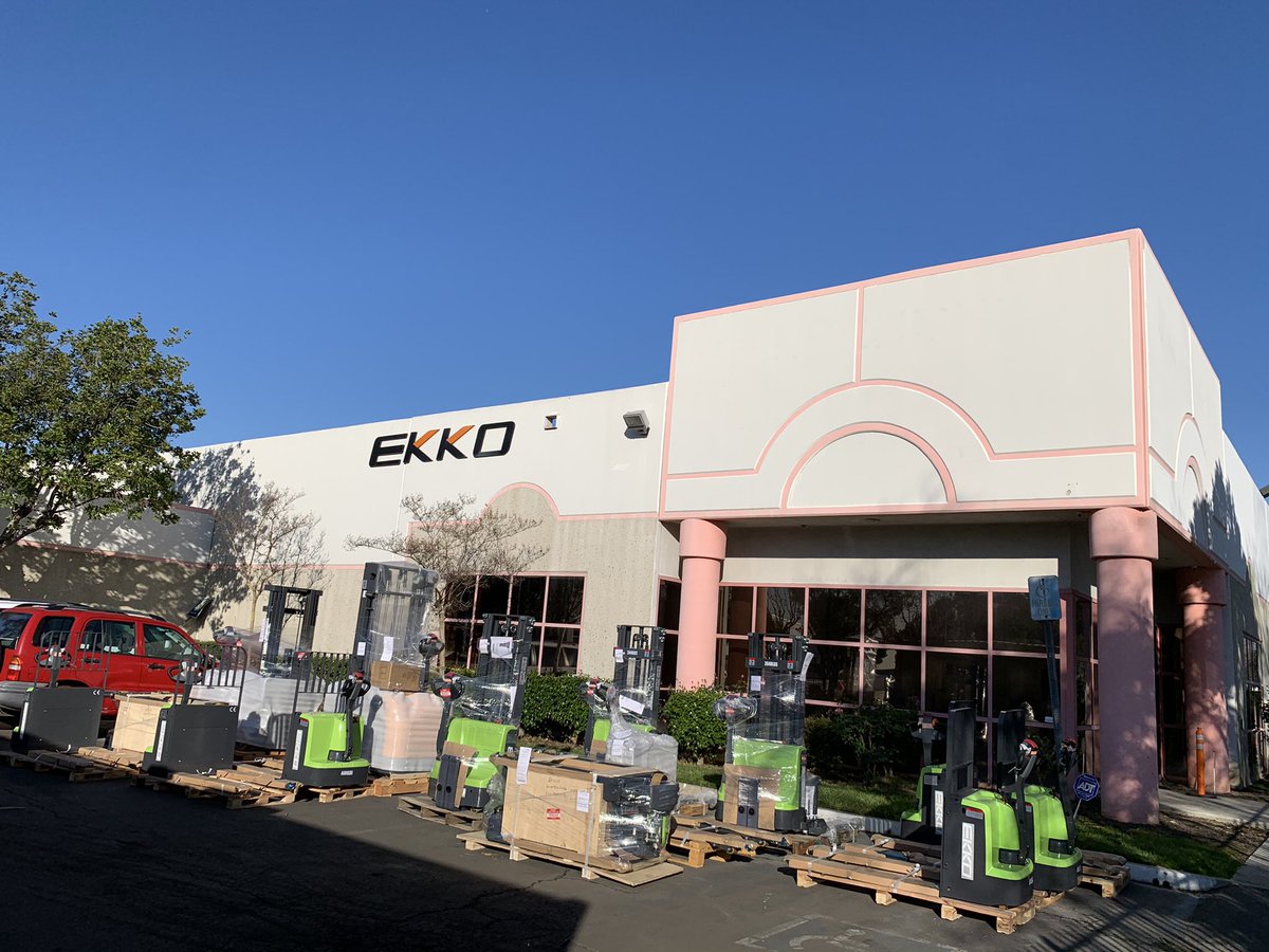 EKKOlifts's tweet photo. EKKO‘s spring color series: #EP20LI #EB12E98LI #EPE20LI #EP18SLI #EP15SLI 877-232-6517 info@ekkolifts.com https://t.co/WHEJyJzWDt #EKKOLIFTS #LithiumIronPalletJack #LithiumIronStacker #LithiumIronForklifts #forklifts #electricforklifts #sitdownforklift #lifttruck #lifttrucks https://t.co/xQreVhCDrt
