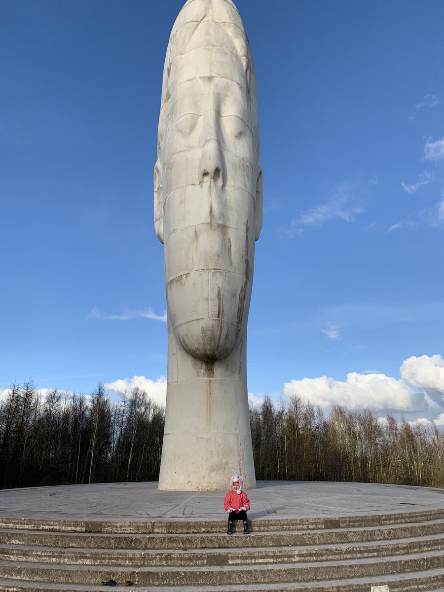 TheorginalCathB's tweet photo. Went for a lovely walk this afternoon to The Dream with my little niece. It was good to get out and feel the wind in my face #daysoff #stillsnow #freezingmybootsoff https://t.co/HMwOhzzxLj