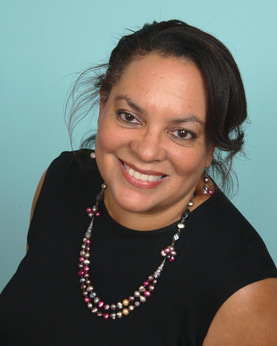 ChiCityColleges's tweet photo. BHM at CCC: Looking for a #BlackHistoryMonth read? @Wright_College tutor, Michell Duster’s new book dives into the extraordinary life and legacy of her great grandmother – journalist, activist, &amp; Chicagoan Ida B. Wells. 

Congratulations, @MichelleDuster!

https://t.co/P0u1zGZUrG https://t.co/6LCDp3N0Td