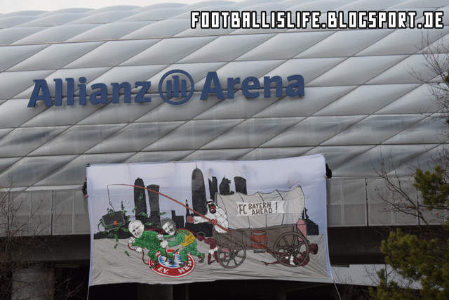 Reakcja kibiców Bayerna na wyjazd drużyny na #clubwm wymowna.

#bayernpl #Lewandowski #BundesligaPL