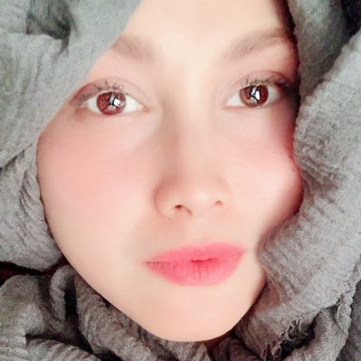 JueAziz_22's tweet photo. Jue Aziz #Berniqab ?? Doakn yg baik2 🌹🤗 https://t.co/lkKkcMt5PQ