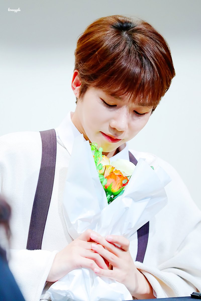 loveapple210's tweet photo. 록현이 목소리랑 미소로 오늘 하루도 잘보낼게😍 록현이로 힘을 얻고 행복해하는 사람들이 많다는걸 꼭 알아주길 바라.

#백퍼센트 #록현 @gusdl210
#2월에_만난_우리의_기적
#HAPPY_ROCKHYUN_DAY https://t.co/5C3iqEAPwd