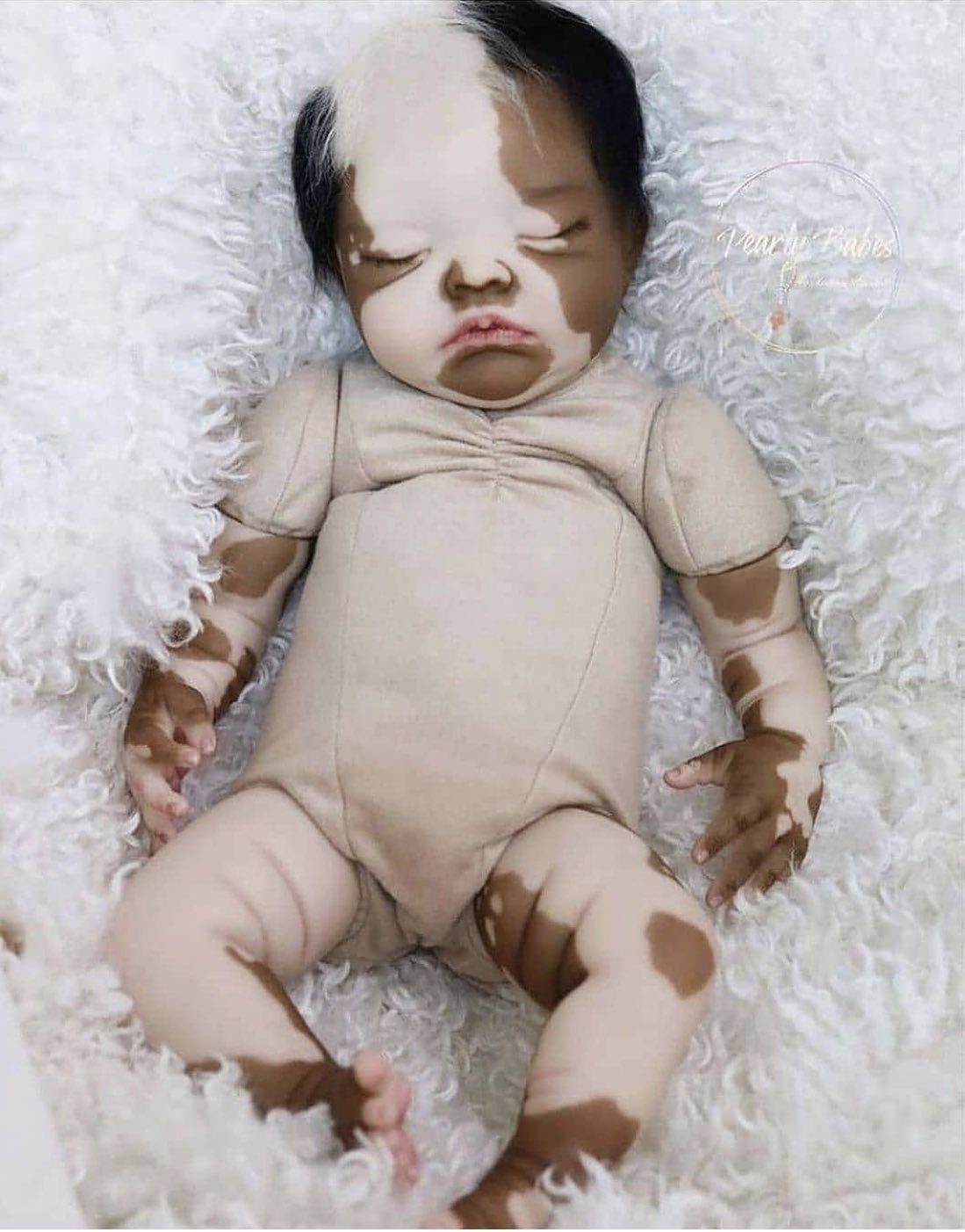 Bebes reborn feos hot sale