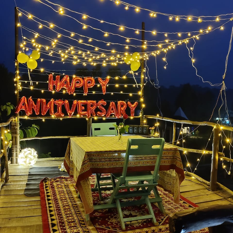 TheEarthHome1's tweet photo. ANNIVERSARY ARRANGEMENT 
FOR OUR GUEST🎉🎉

#happyanniversary #happycouples
#lovestory #nature_photo #naturecelebration  #junglethemeparty #naturetravel
#natureaddict #truelove #truebeautyedit #lovequote #bestcoupleever #bestcouples https://t.co/PffZXSjFVK