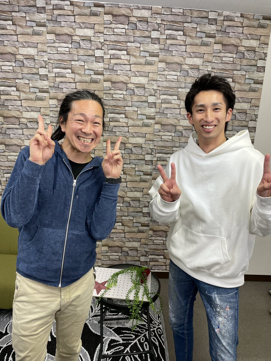 わーさん Waasan パチンコ界の大御所 大崎一万発さん と対談させて頂きました 後日 動画公開されますのでお楽しみに 新旧パチプロの対談面白かったです パチンコ Youtube 大崎一万発 わーさん