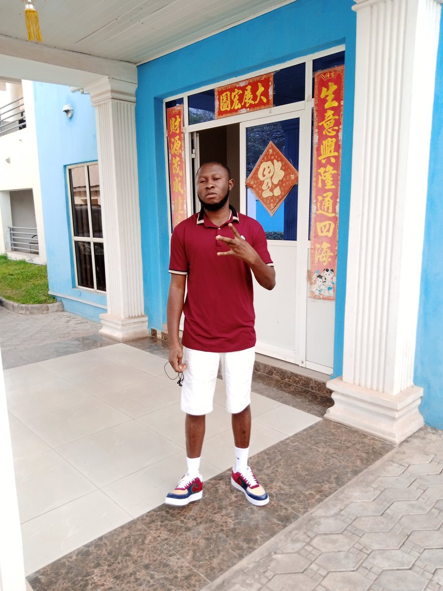 Mrshortzy's tweet photo. Do the math ๐๐
#omoondoโ๏ธ + #Agidi๐ค + #intellect ๐+ #fineboi๐ = #Vectorian๐ช๐ฟ๐ฏ https://t.co/JYmpvWHNhR