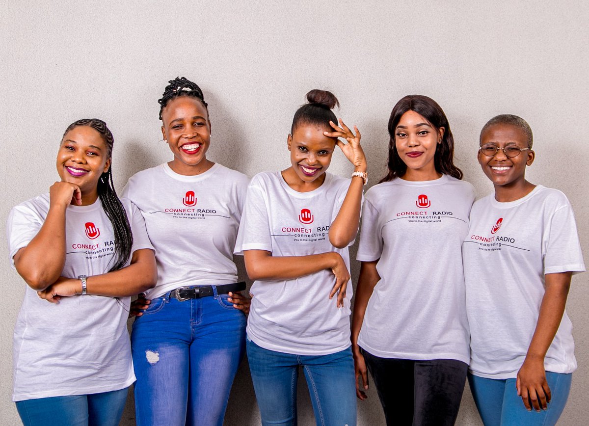 Hunadi_theHost's tweet photo. Dear black Twitter 🖤 when U decide to pay attention to young entrepreneurs in the media space, please include us. Here is my team. I own an online radio https://t.co/hcBBmE5VSF we need you guys to advertise with us.Join me tomorrow as I chat to @MetjahTebogo😊👍#TheJobseekersDr https://t.co/mEtkMLTNKW