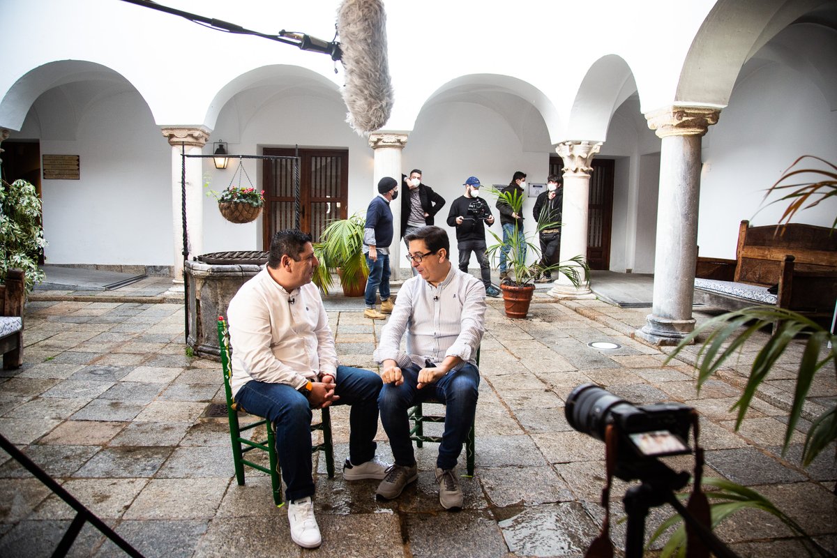 Canal Extremadura estrenará el próximo martes 16 de febrero, a las 22.15 horas, el documental #Soycarnaval promovido por el Ayuntamiento de Mérida.

+ info: bit.ly/36W5Goe