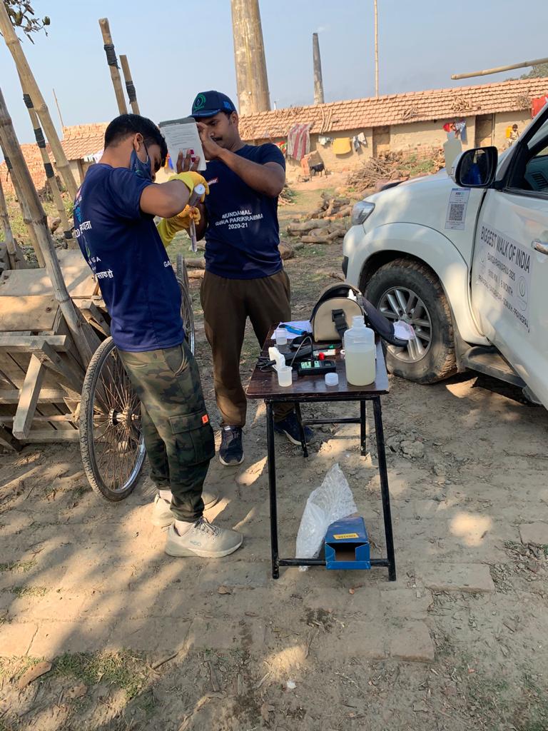 AtulyaGanga's tweet photo. Along with pollution mapping, efforts are being made for the geo-mapping of the Ganga River.
"Join The Movement".
#PollutionMapping #AtulyaGanga #मुण्डमाल_परिक्रमा #walkathon #CleanGanga #गंगा_वृक्षमाल_अभियान #sabkasathgangasaaf https://t.co/GR4PFrye12