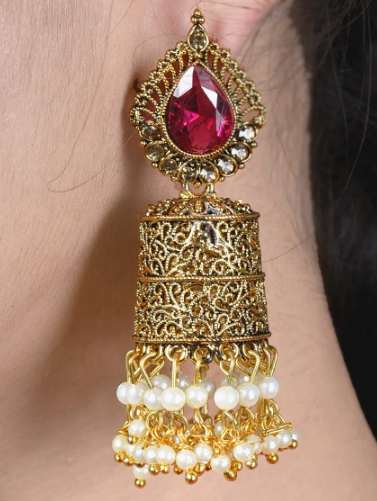 swopnopuron's tweet photo. Valentines day is about to come, are you looking to gift your girl a gift? then you must contact Swopnopuron, the ultimate solution for designer saree and jewellery 

Visit: https://t.co/8IlTDgyp0Q

#fashion #ethnicwear #shoppingonline #sale #discountshopping #womenswear #India https://t.co/ZmuUnBcugV